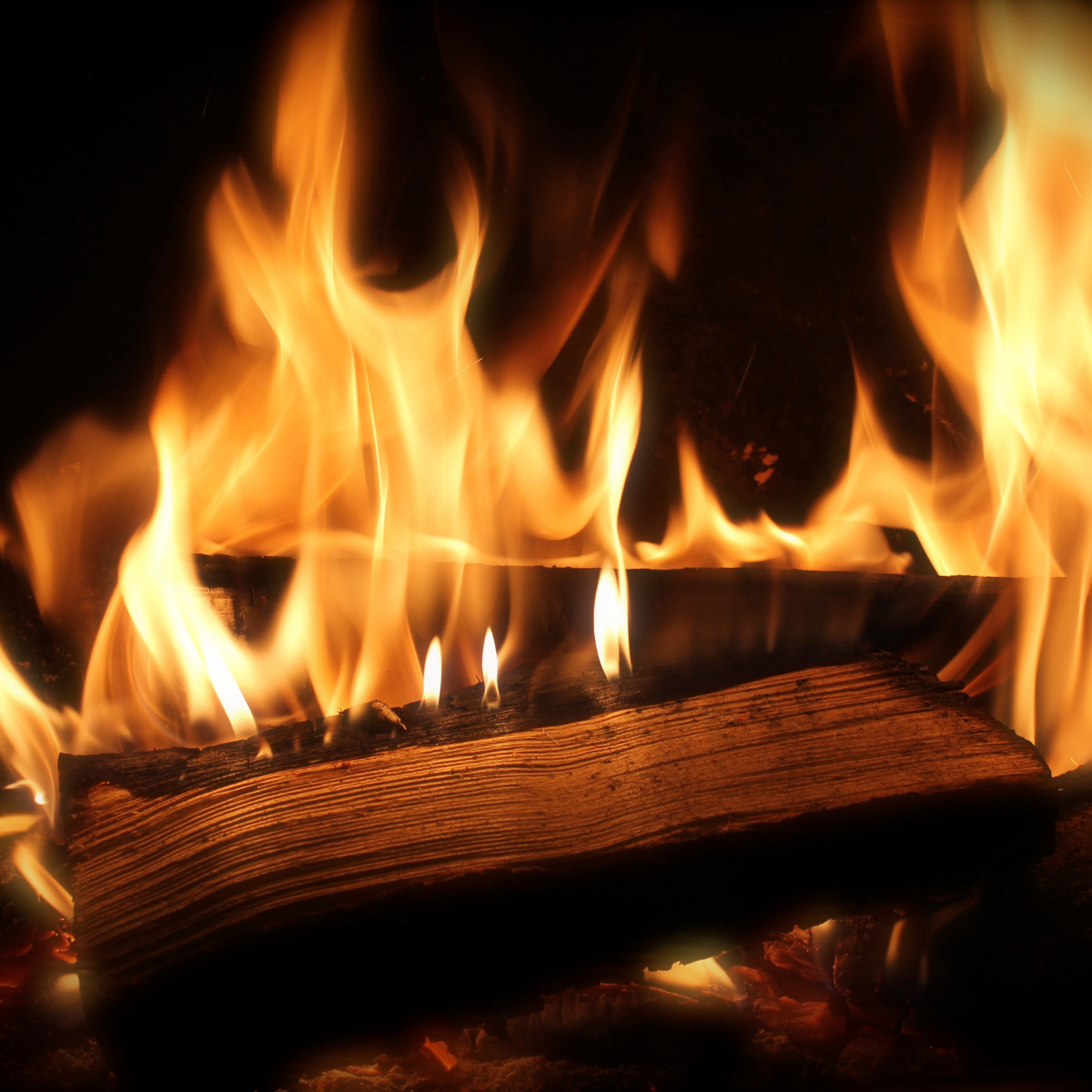 Cracklin' Firewood Type Fragrance Oil